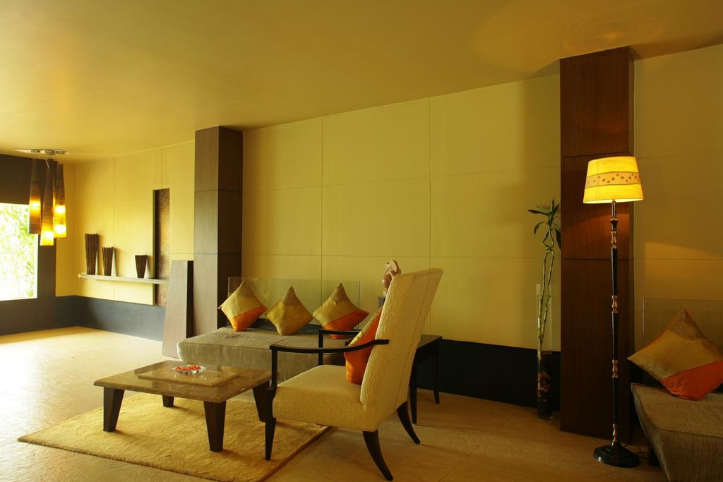 ​Justa Hyderabad Hotel Bagian luar foto