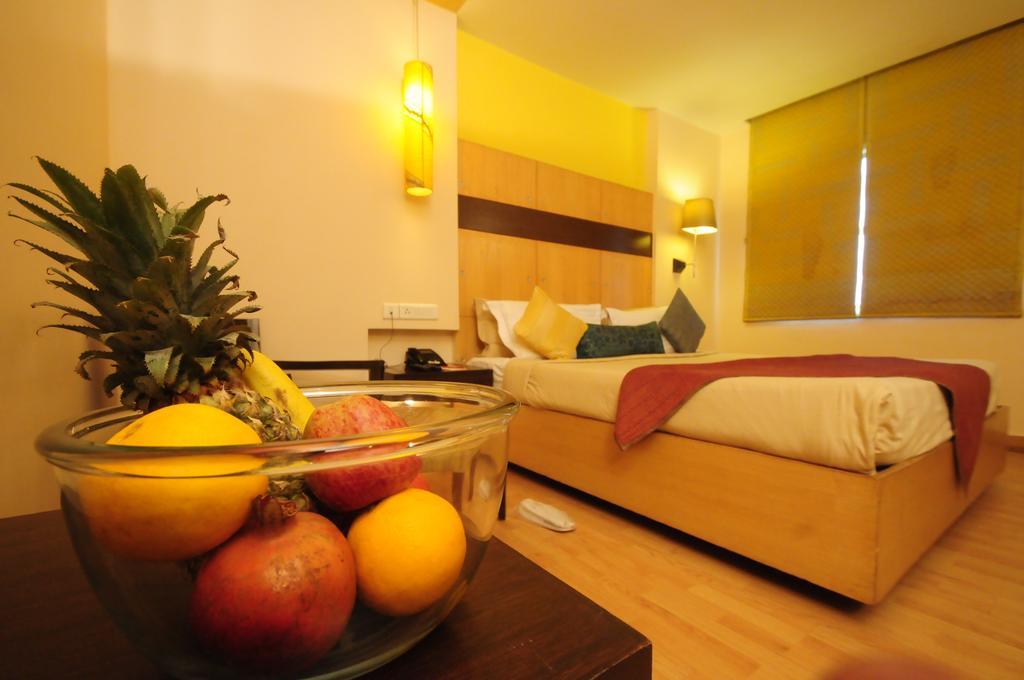 ​Justa Hyderabad Hotel Bagian luar foto